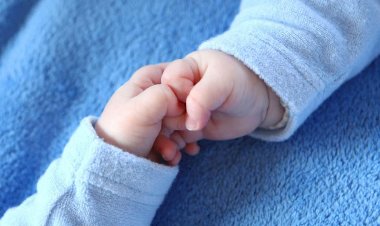 Newborn twins named Corona and Covid