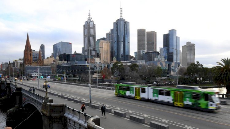 21 new cases recorded as Melbourne  'unlikely' to exit lockdown this week